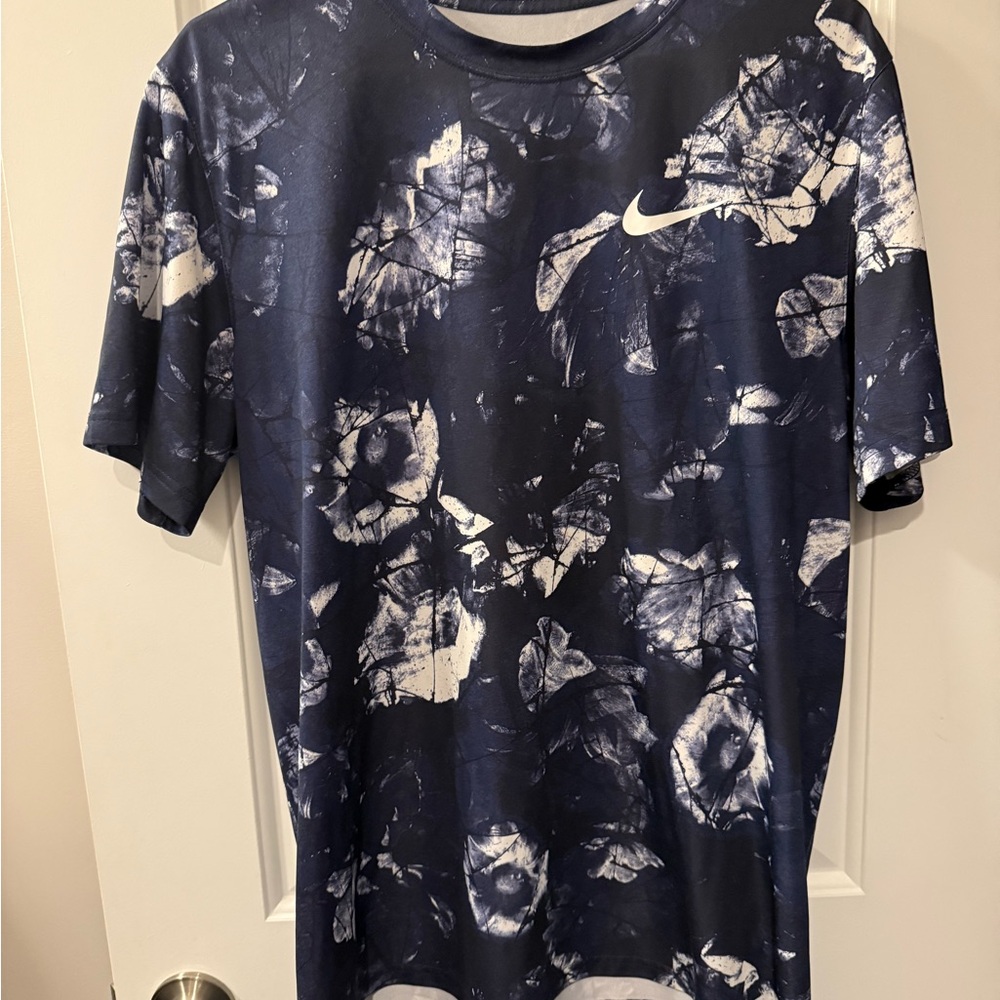 Nike Men's Navy and White Tie-Dye Tee